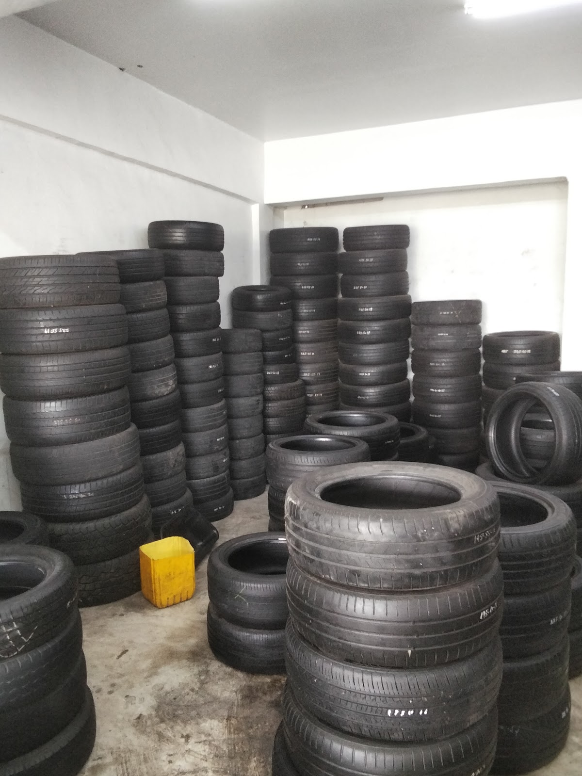 Zada Tyre (New & Second) 2